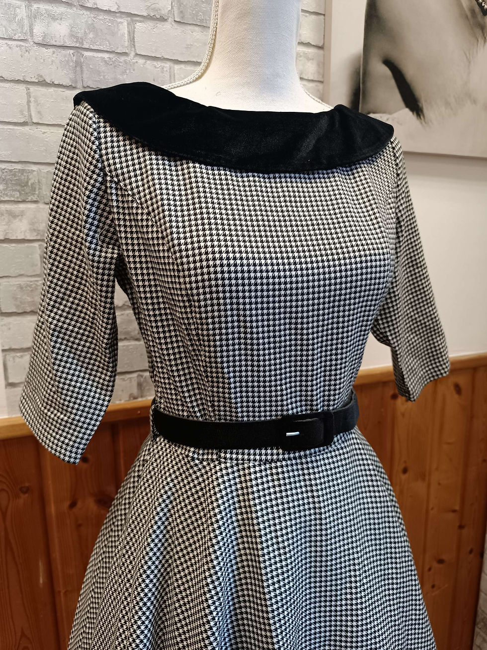 Miniature : Robe évasée