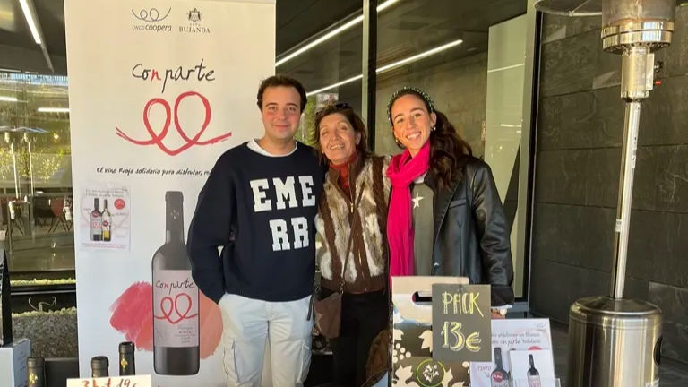 Navidades solidarias en NTT Mercadillo