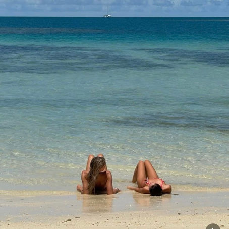 6 compagnies de maillots de bain canadienne à découvrir cet été :