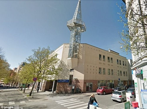 تلاش حزب پیشرفت نروژ برای ممنوعیت پخش اذان از مساجد این کشور