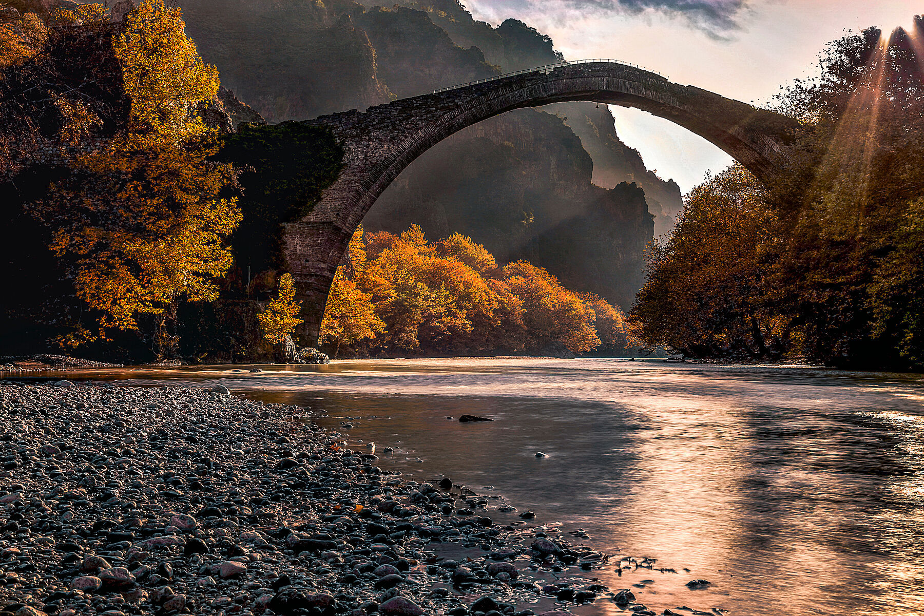 One morning in Autumn Land