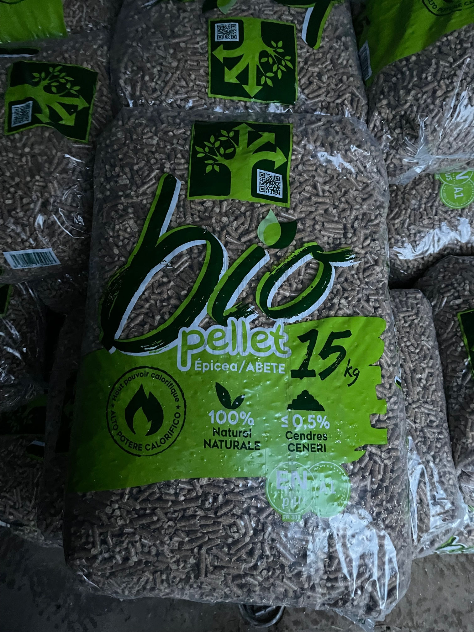 10 sacs de pellet15 kg soit 150 kg