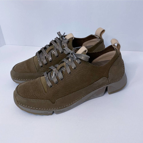 ★Clarks Tri Spark /トライスパーク★新品未使用 Clarks Tri Spark / メンズ トライスパーク （ダークグレイ