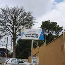 Nesta escola estão proibidos os alunos