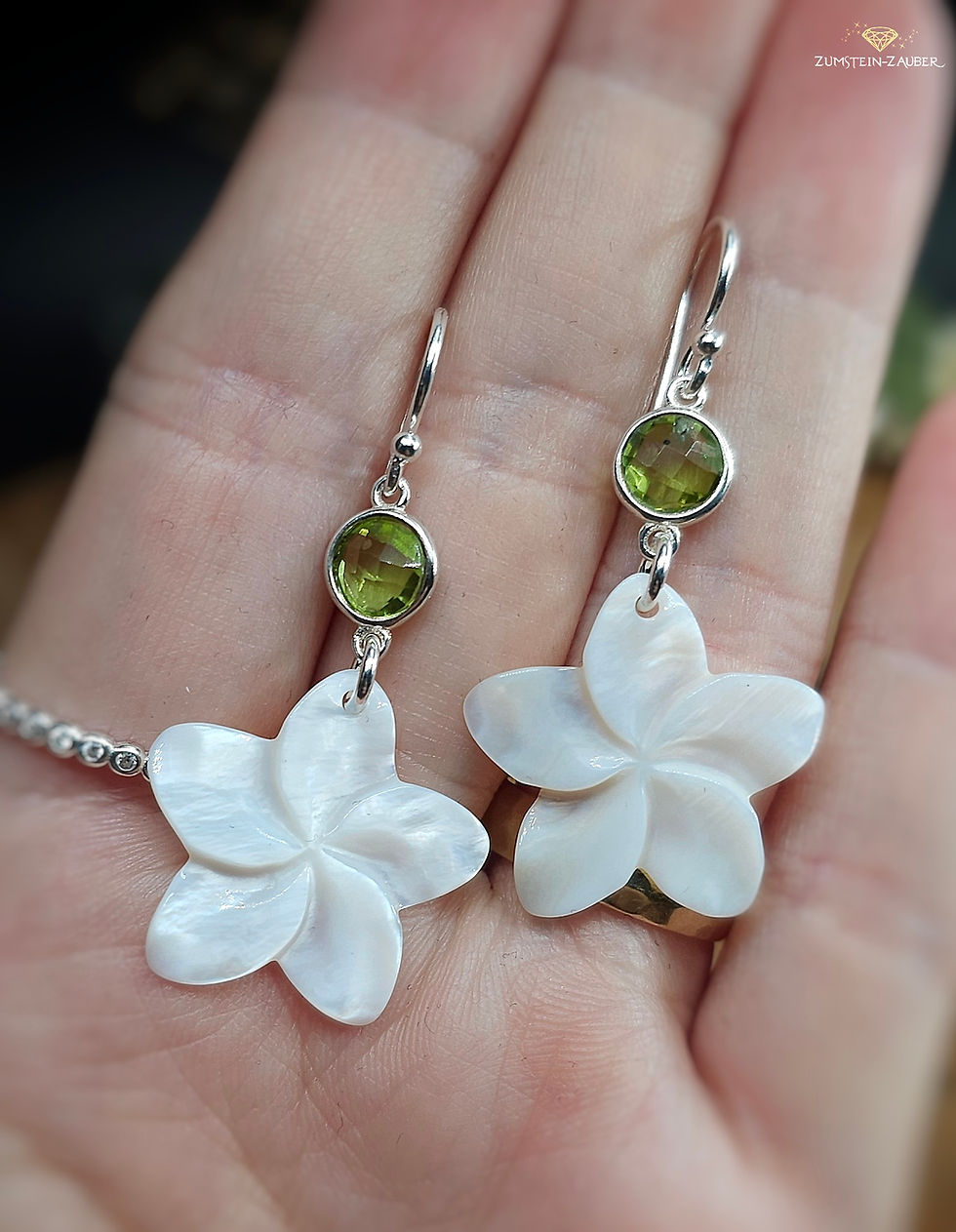Miniaturbild: Ohrhänger | Frangipani - Perlmutt & Peridot