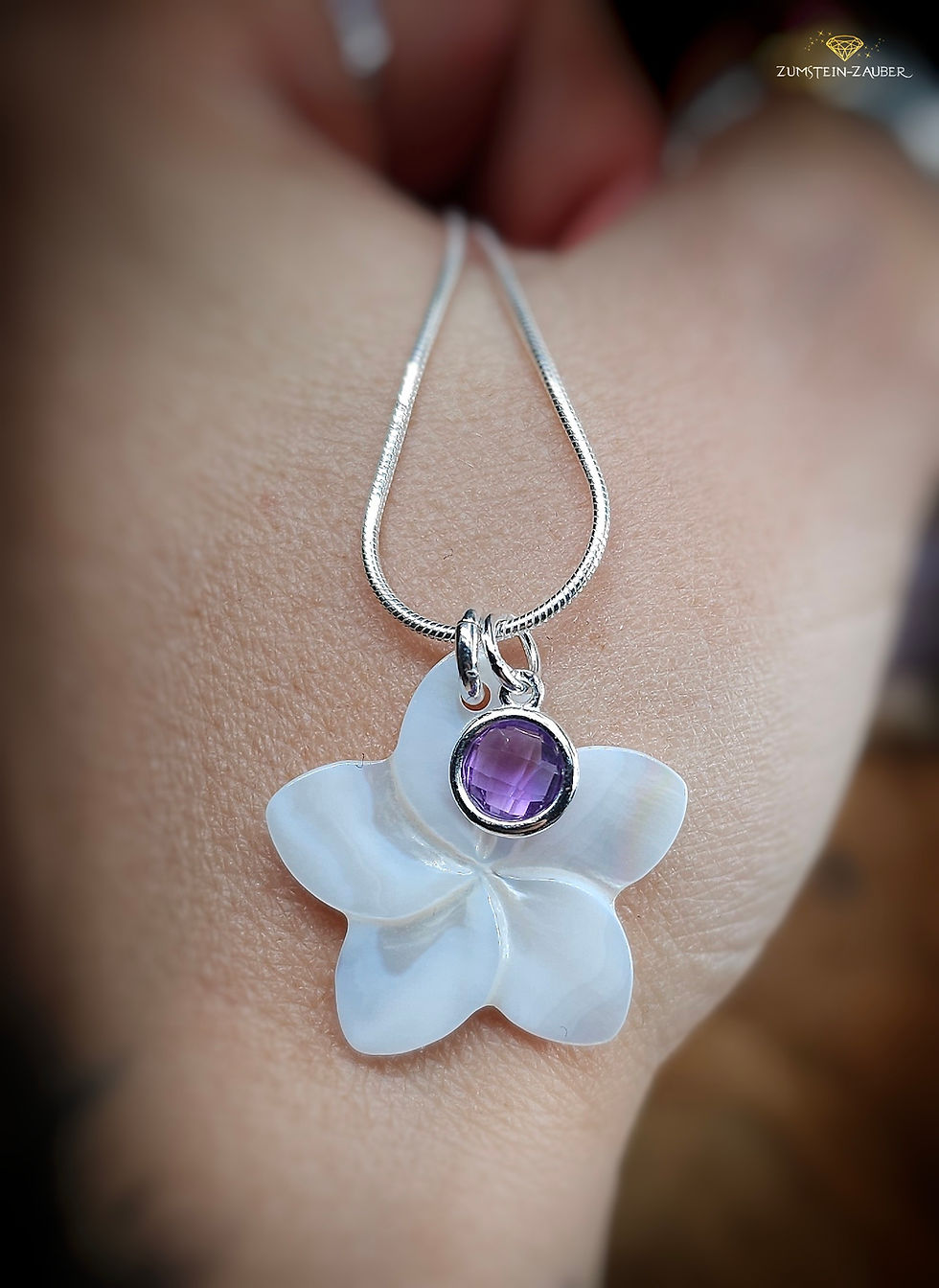 Miniaturbild: Collier | Frangipani - Perlmutt & Amethyst
