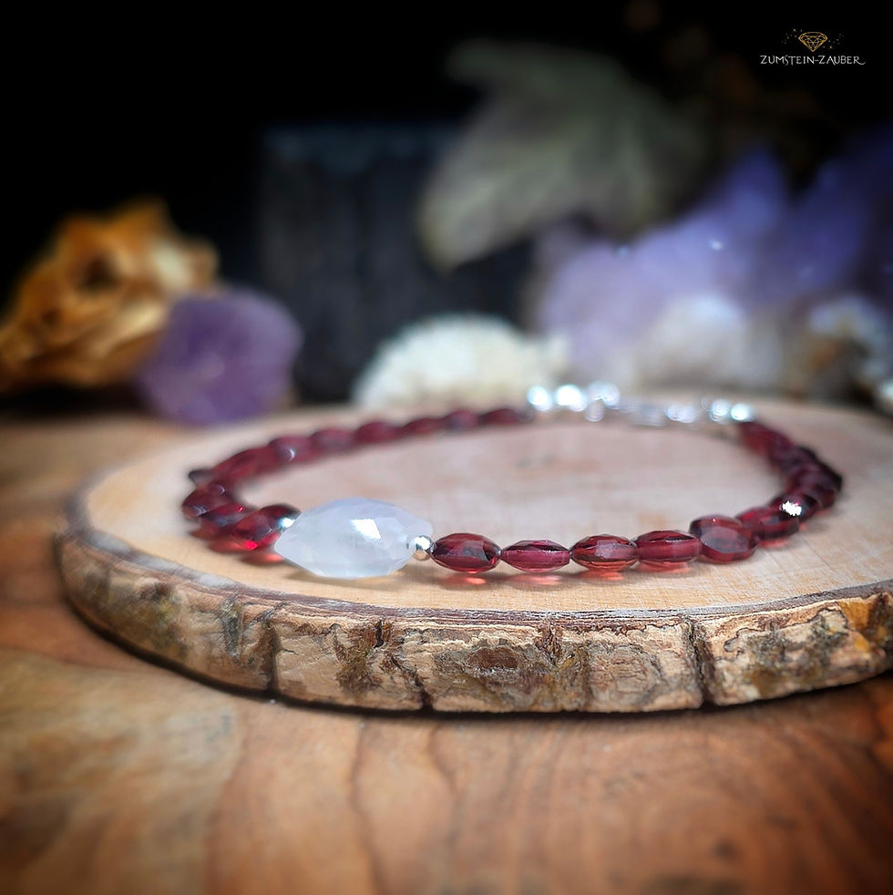 Miniaturbild: Armband Granat und weisser Labradorit
