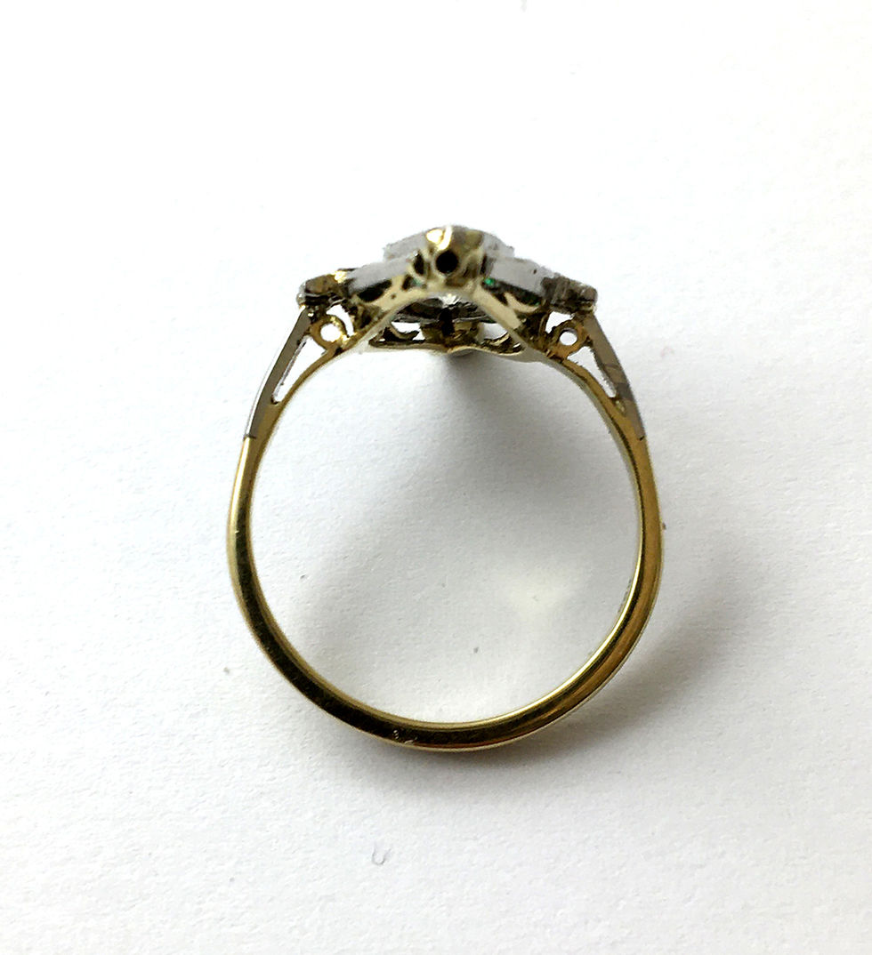Miniaturbild: Exklusiver Marquise–Ring