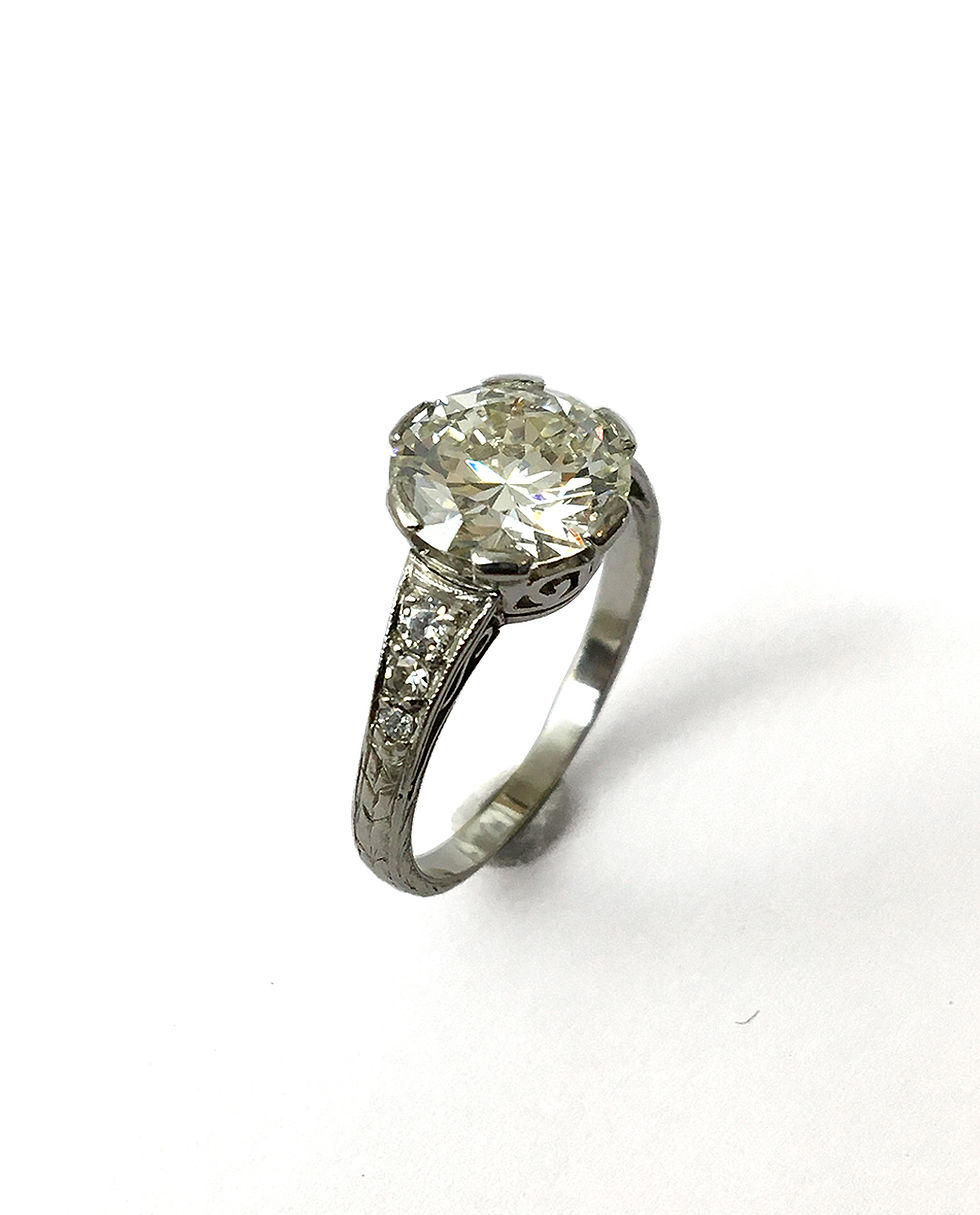 Miniaturbild: Exklusiver Diamantring in Platin