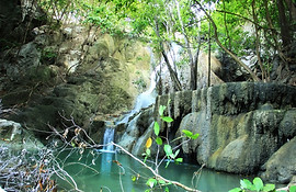 sengalo_waterfall_Moyo.jpg