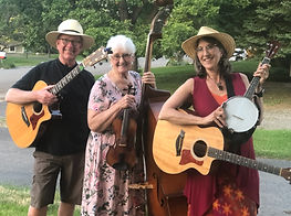 Treble Makers photo - Pilgrim Church Lawn Concert_edited.jpg