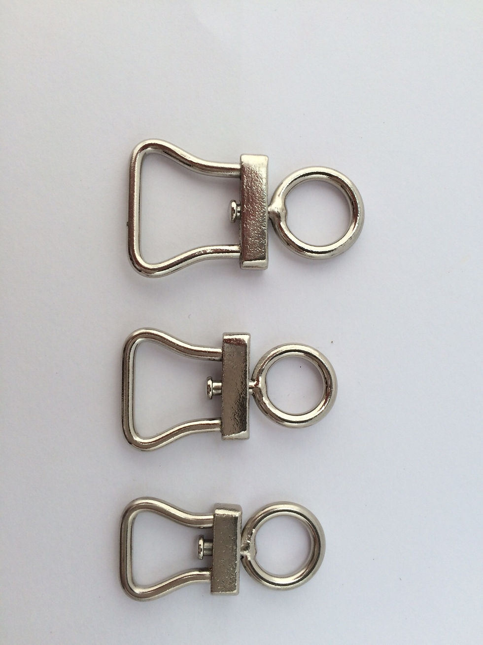 Thumbnail: Swivel "D" shape