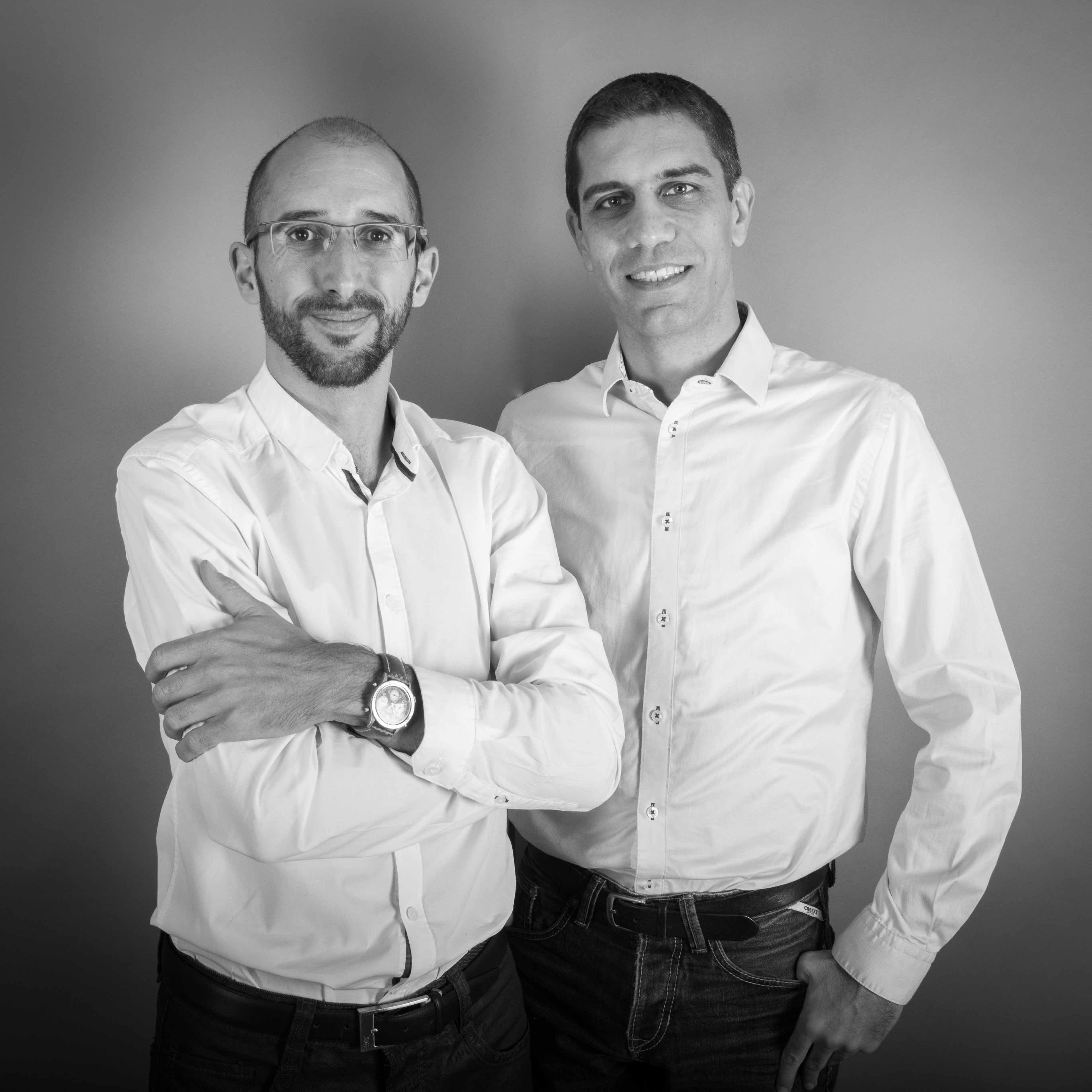 Duophotocorporate