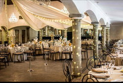 THE DECOR