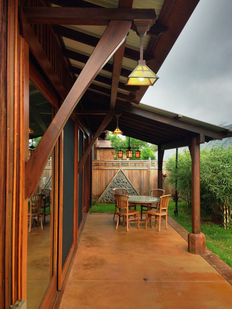 BARN-B-Ext Lanai.jpg