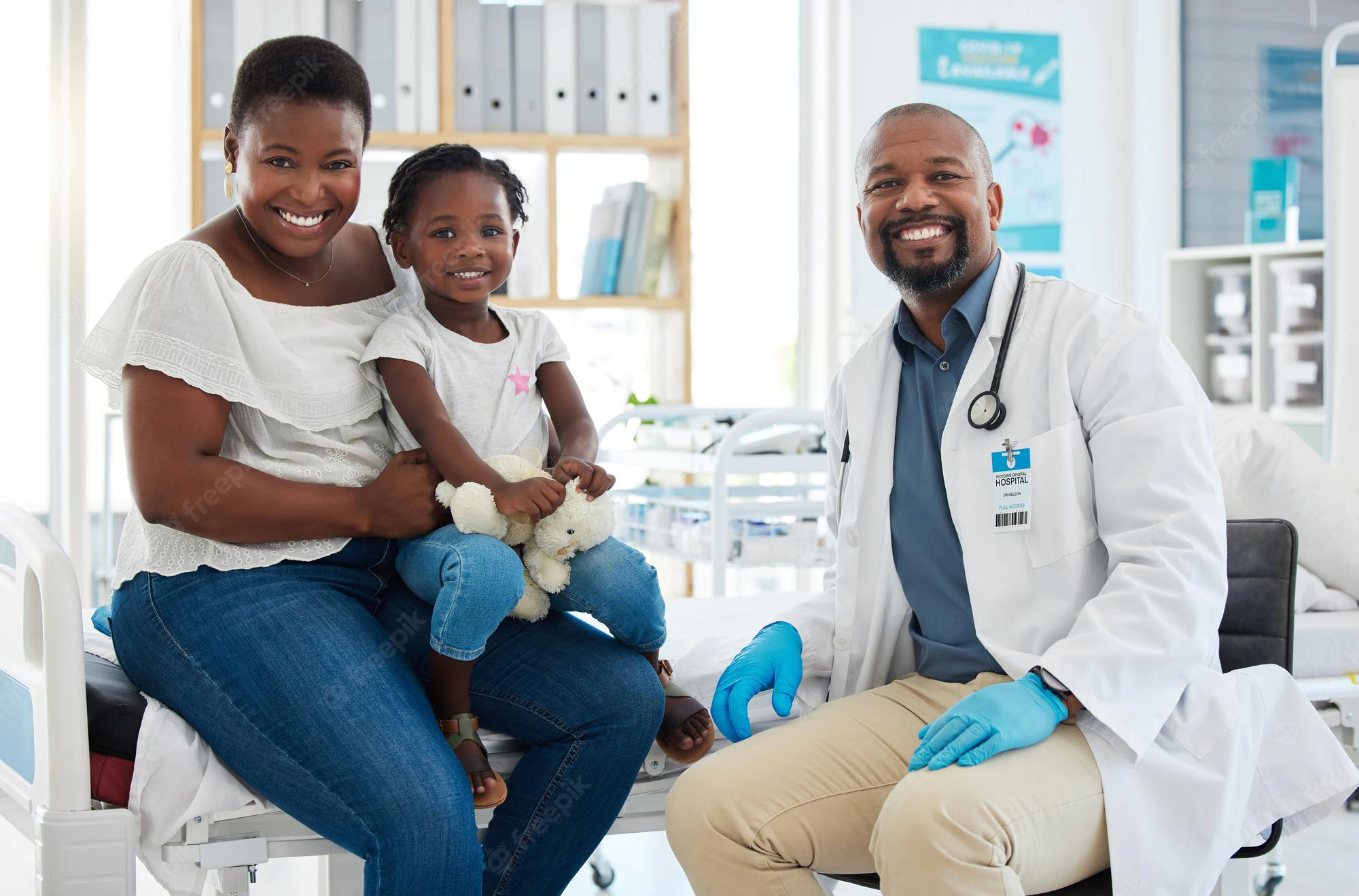 black-people-consulting-pediatrician-family-doctor-patient-healthcare-service-medical-help
