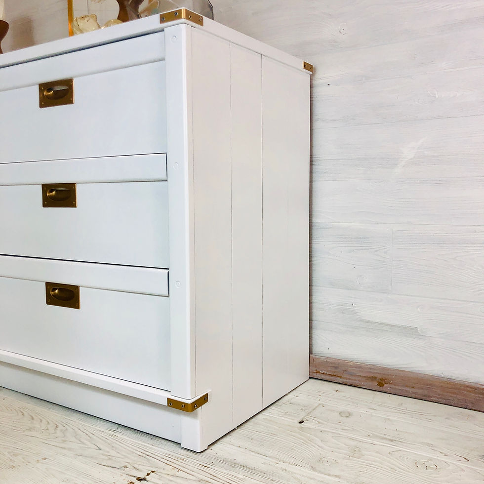 Thumbnail: Snow White Long Low Campaign Style Dresser