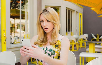 Veronica Farren phone number texting