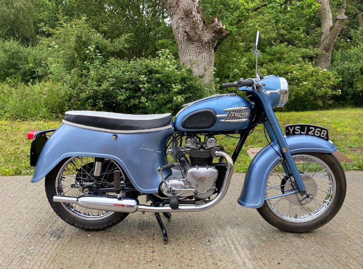 TRIUMPH TWENTY ONE BATHTUB, 1959, MATCHING NUMBERS, LOVELY LIGHTWEIGHT 350 TWIN