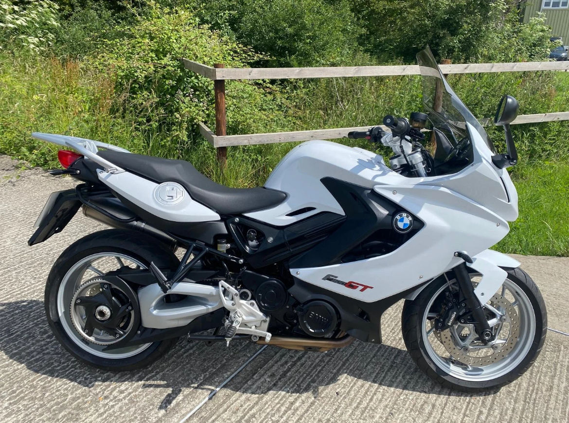 **RESERVED**BMW F 800GT, 2013, EXCEPTIONAL CONDITION SPORTS TOURER, PANNIERS