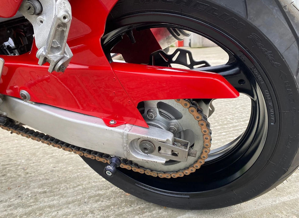 Thumbnail: SUZUKI GSX-R750 M, 1990, 51,436 MILES, LOVELY OLD SKOOL JAPANESE SUPERBIKE