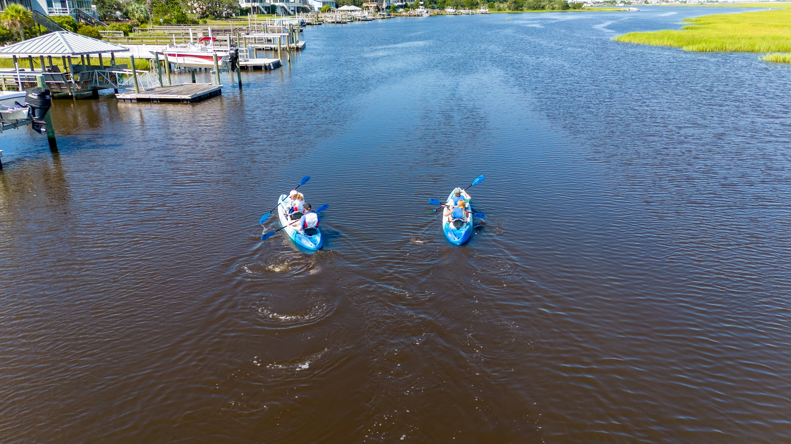 VayK Life vs Mr. Beach Rentals | Kayaks in Holden Beach"