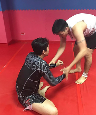 35225662_1027892377335993_60485962281391