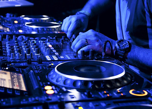 DJ-2.jpg