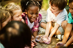 01-COLLABORATION-kids-having-a-fun-time-