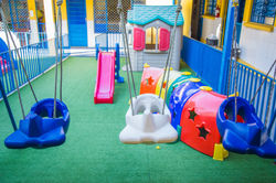 Balanços_Escola Pequeno Princípe