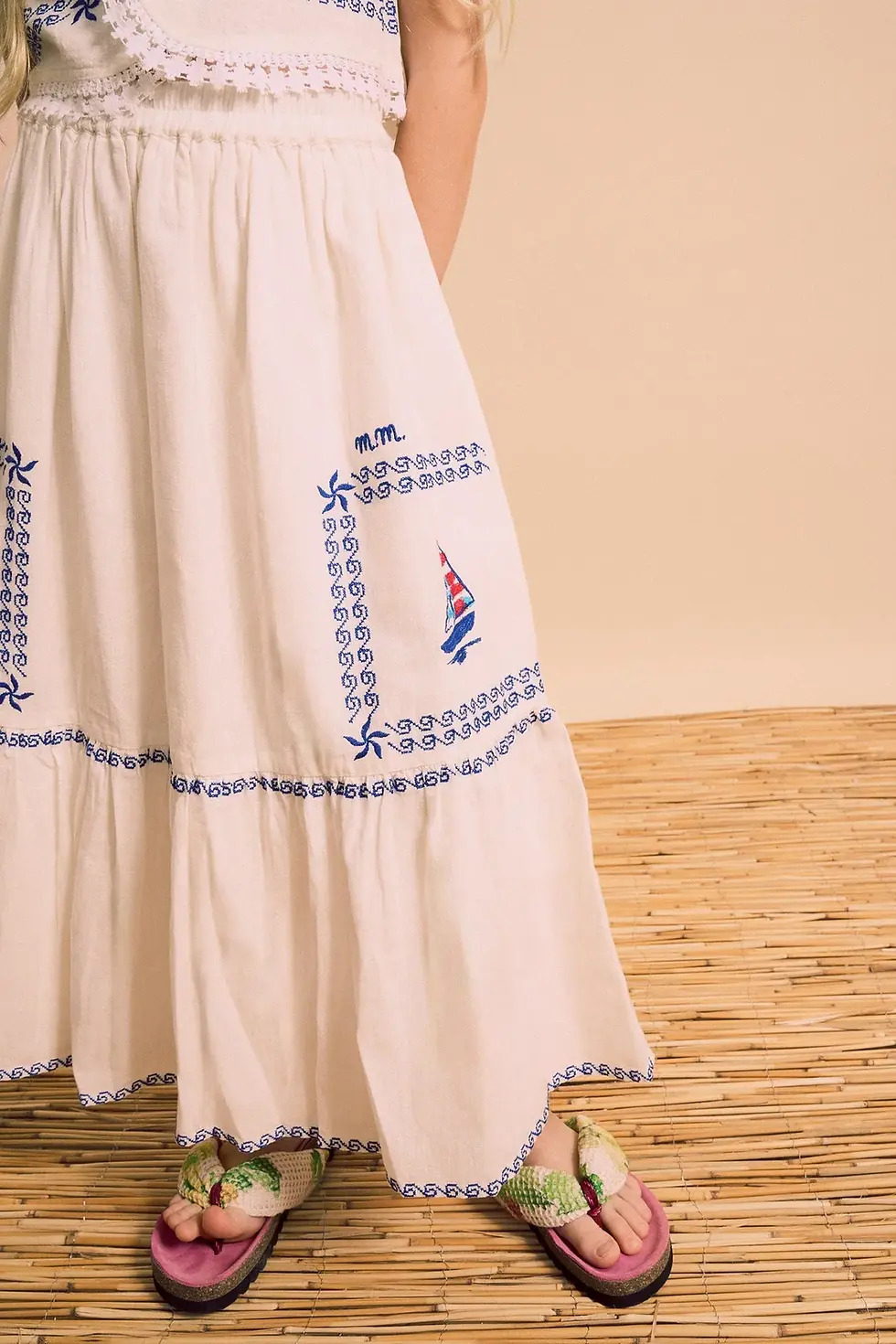 Thumbnail: Barcos Embroidered Skirt White