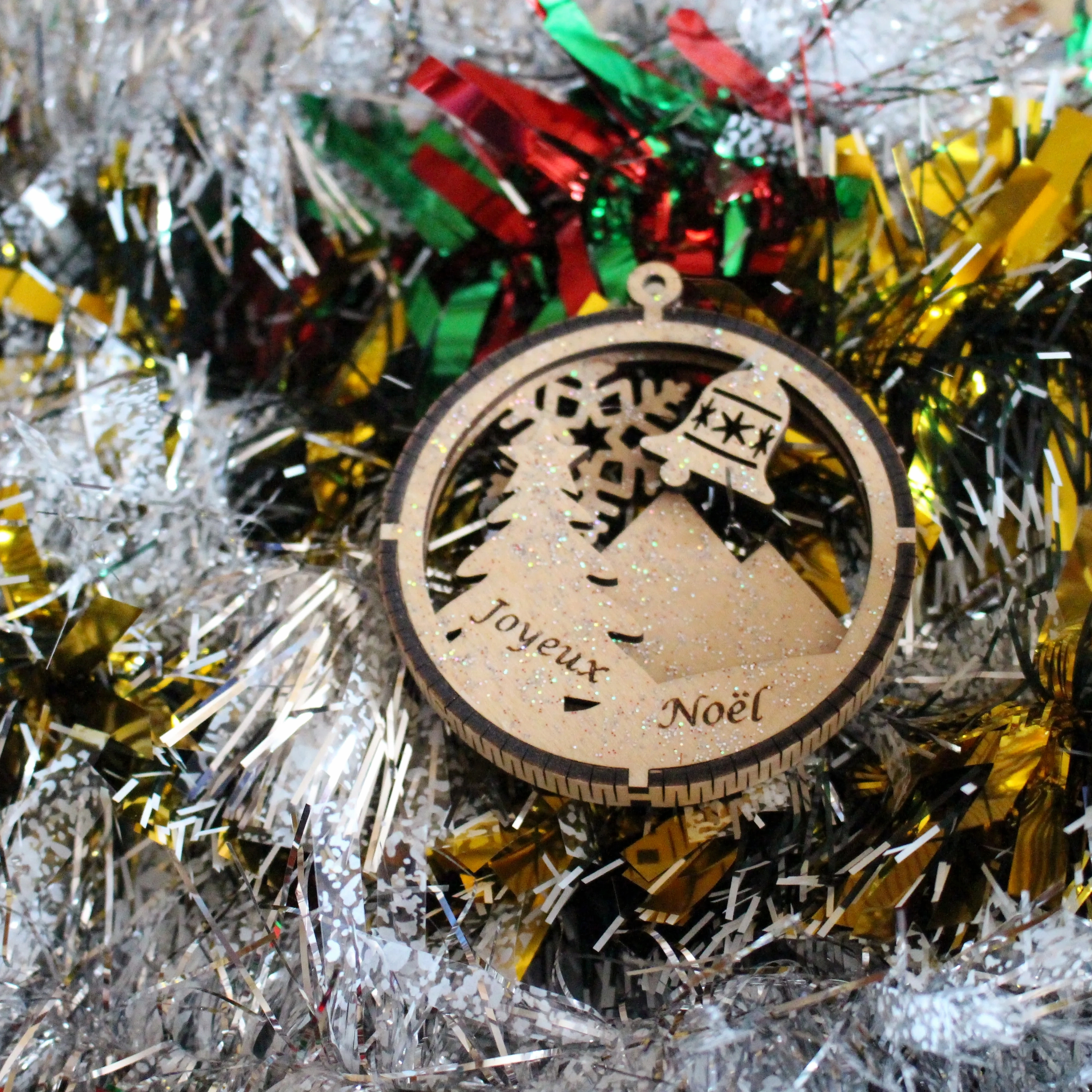 Boule de noël cloche ronde en bois 3D