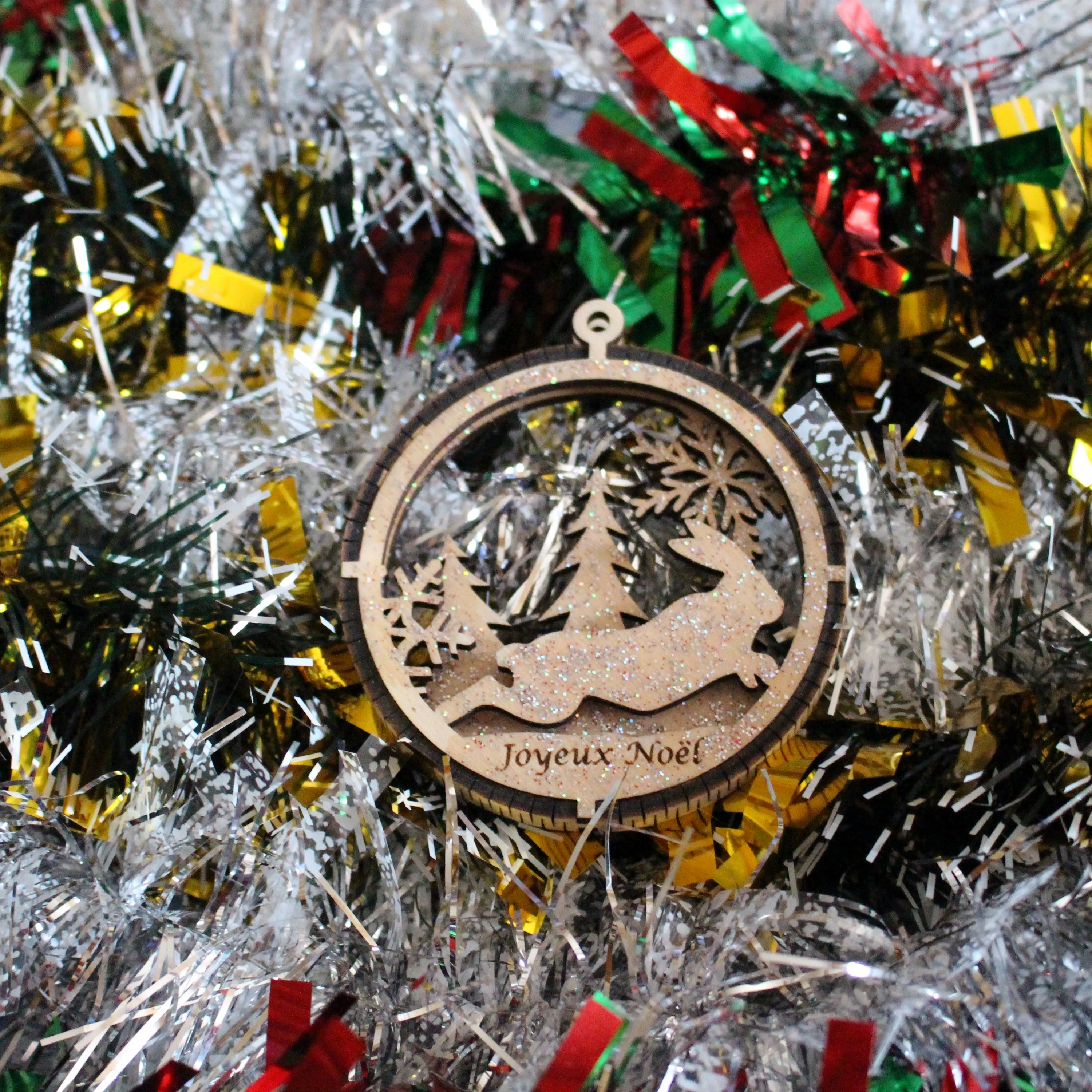 Boule de noël lièvre ronde en bois 3D