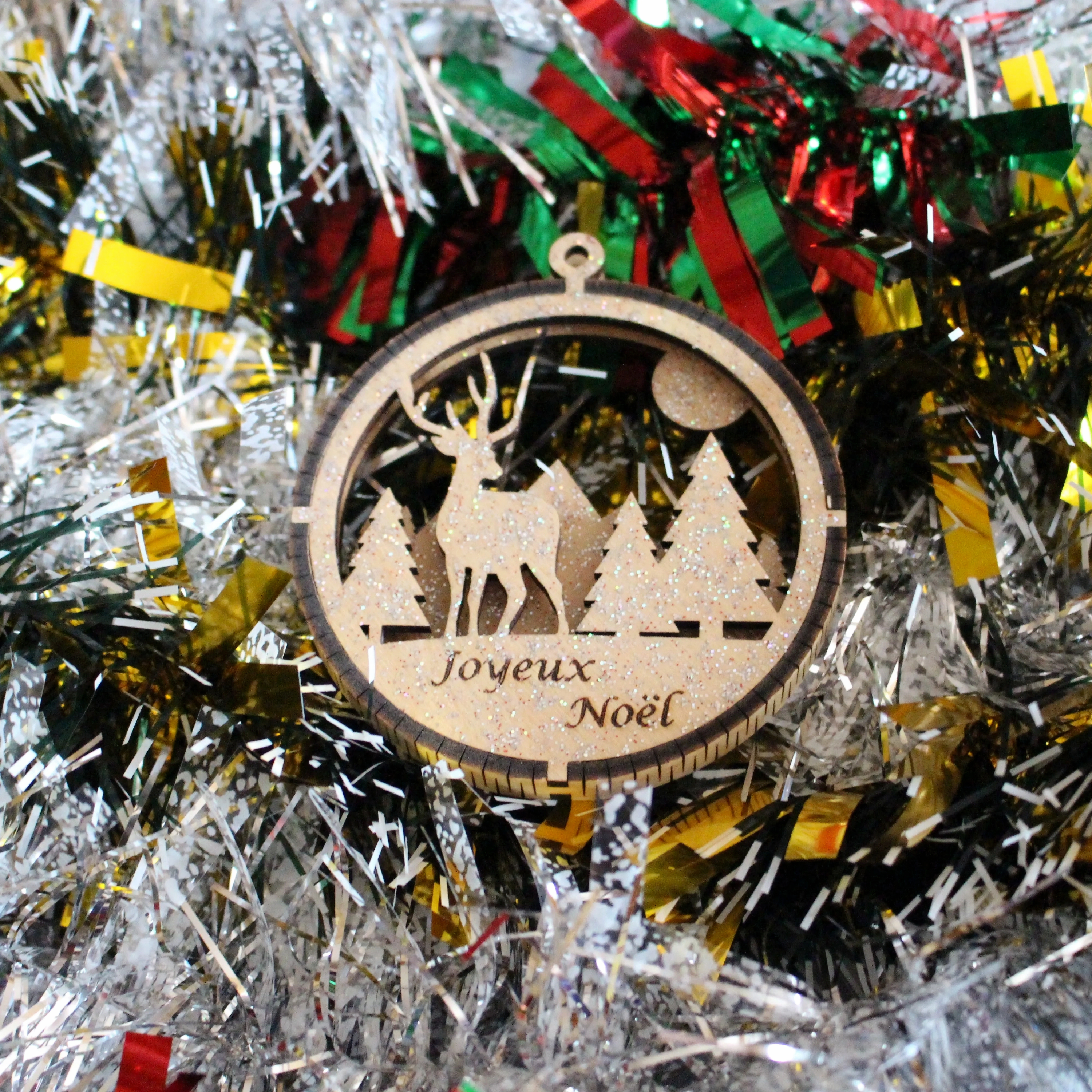 Boule de noël renne en forêt ronde en bois 3D