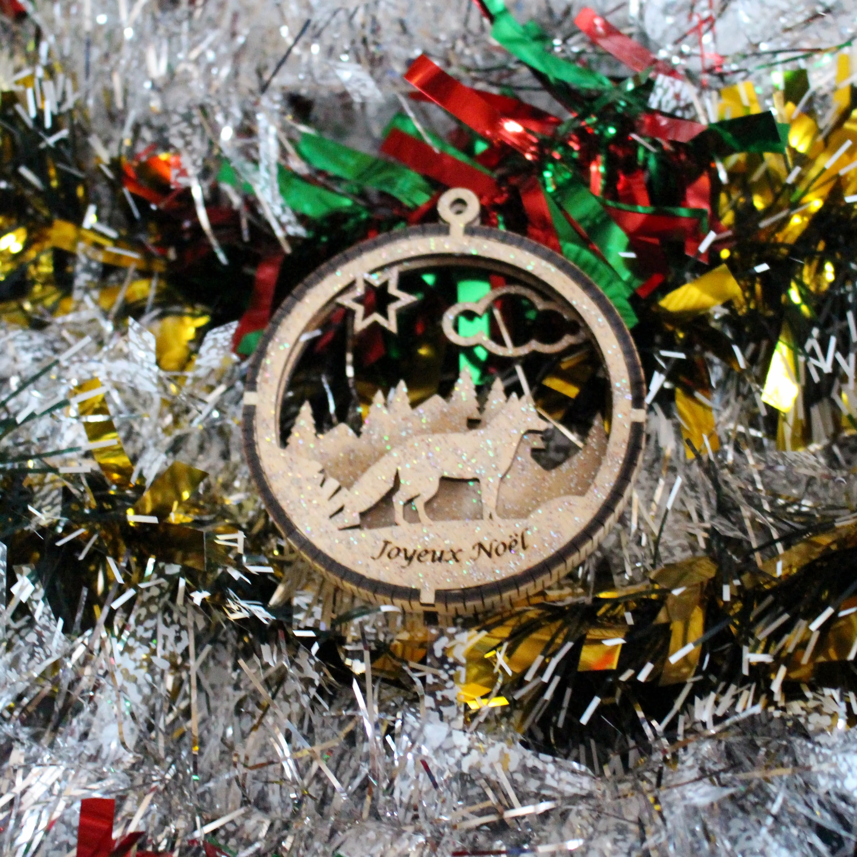 Boule de Noël Ronde Motif Loup en Bois 3D