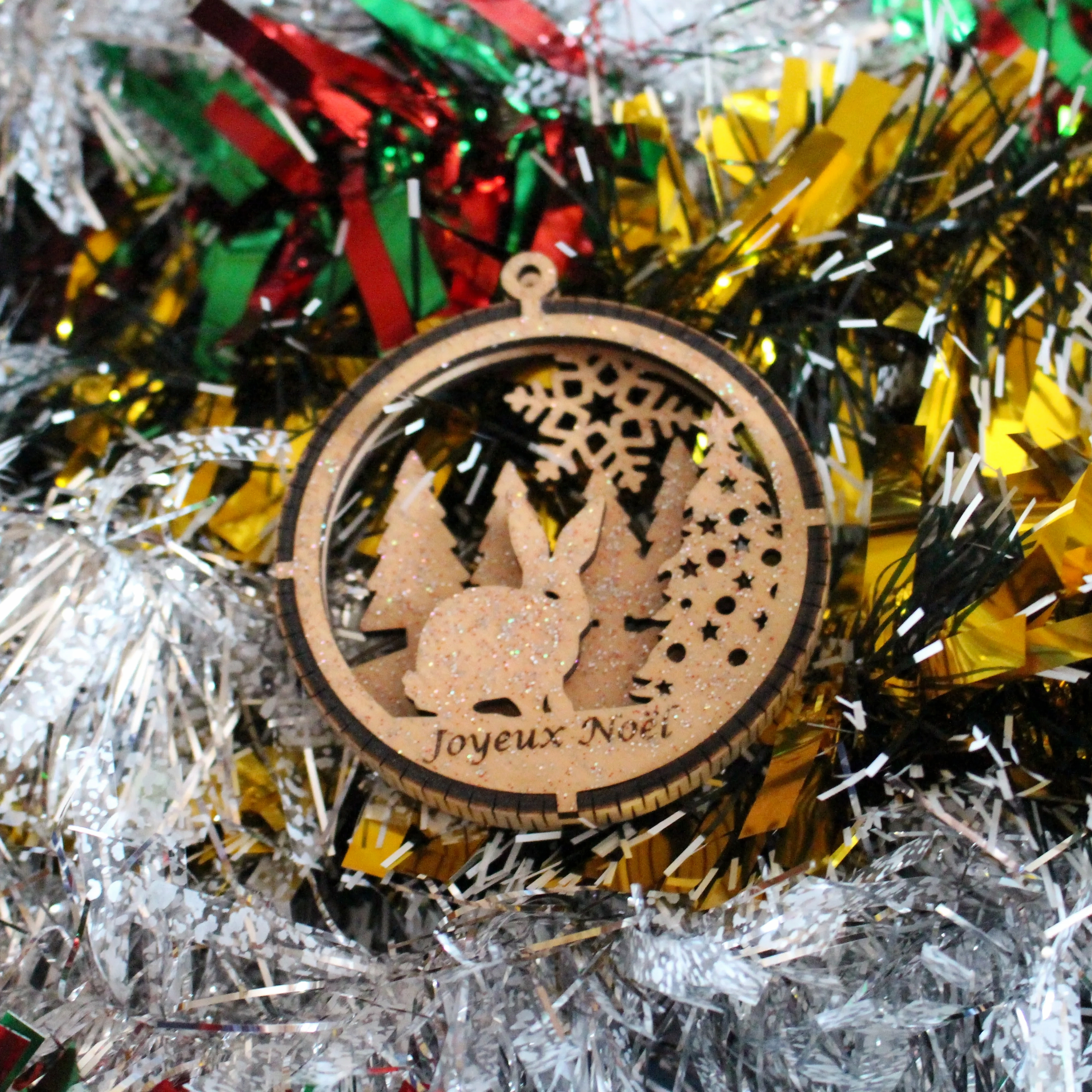 Boule de noël en bois 3D lapin assis