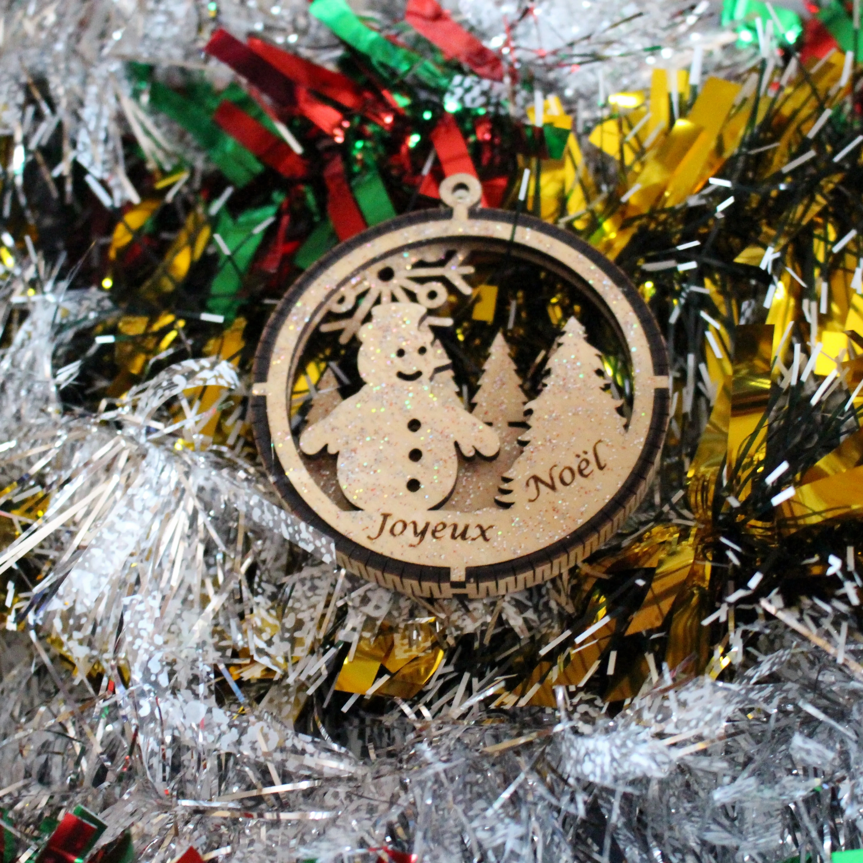 Boule de Noël Artisanale Bonhomme de Neige 3D - Décoration Bois