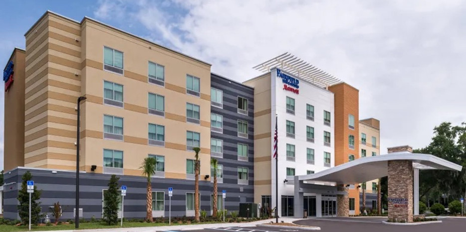Fairfield-Inn-&-Suites-Orlando-East-UCF-Exterior.jpeg