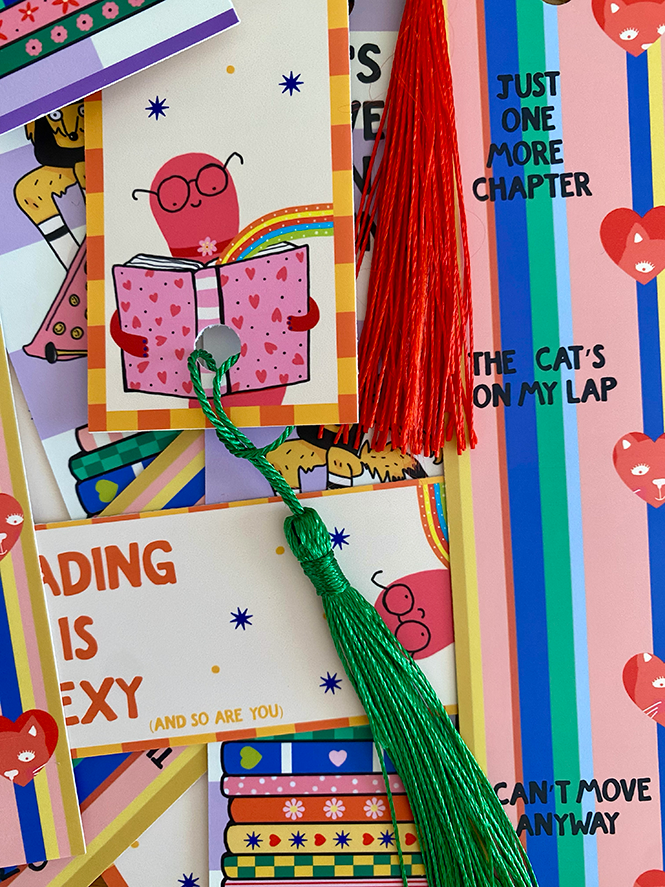 Thumbnail: CAT'S ON MY LAP