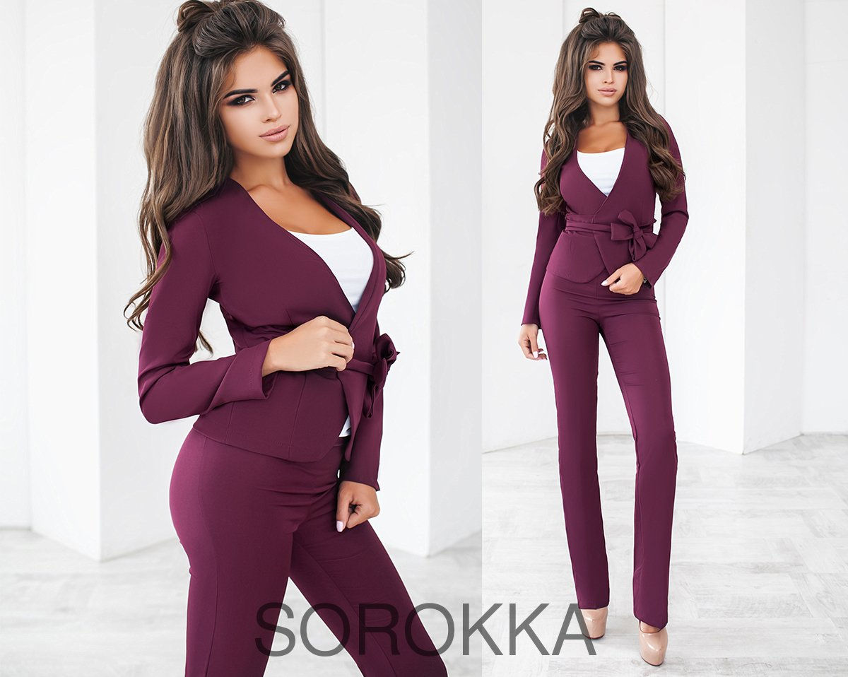 Костюм тройка