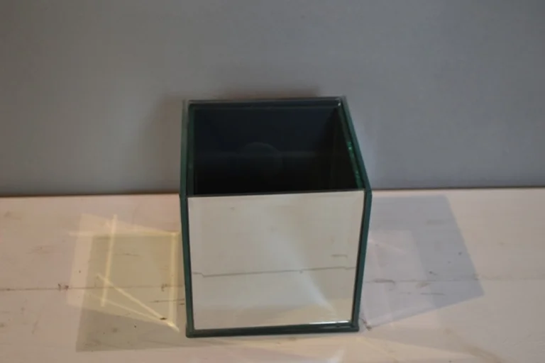 Thumbnail: Mirrored Cube Vase - Various Sizes