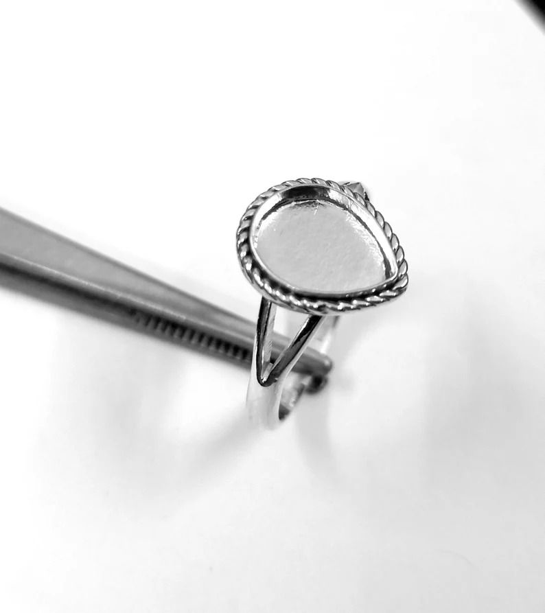 Thumbnail: 925 Sterling Silver Rope Wire Pear Shape Ring Bezel Setting DIY With Split Band.