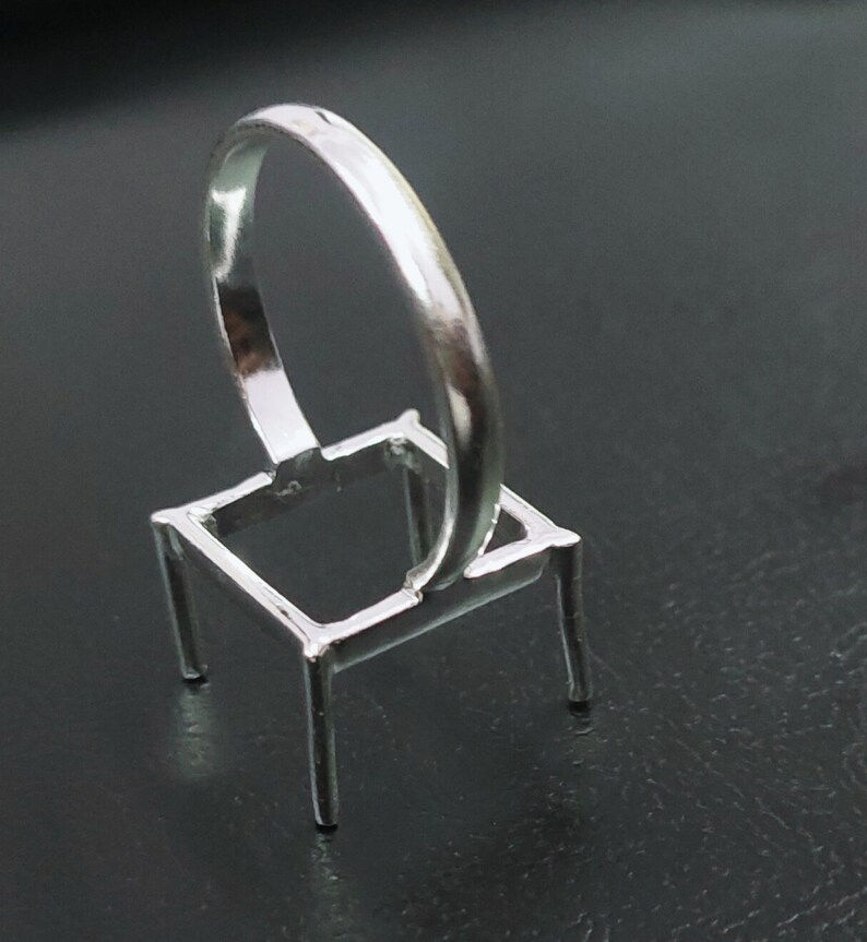 Thumbnail: 925 Sterling Silver Square Shape Prong Ring Bezel Setting, For Cabochon Gemstone