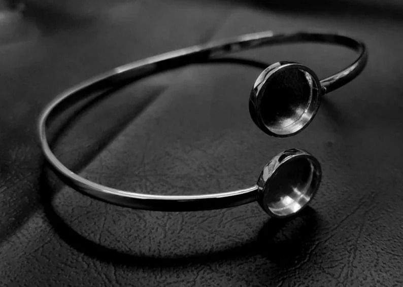 Thumbnail: 925 Sterling Silver Round Shape Plain Wire Handcrafted Bangle Bezel Cuff Setting