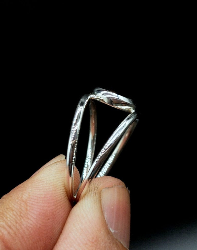 Thumbnail: 925 Sterling Silver Thick Bezel Ring For Round Shape Gemstone With Split Band.
