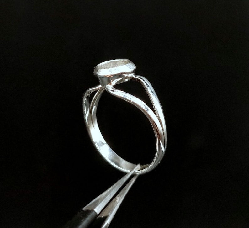 Thumbnail: 925 Sterling Silver Round Shape Thick Bezel Ring For Cabochon Gemstones Work.