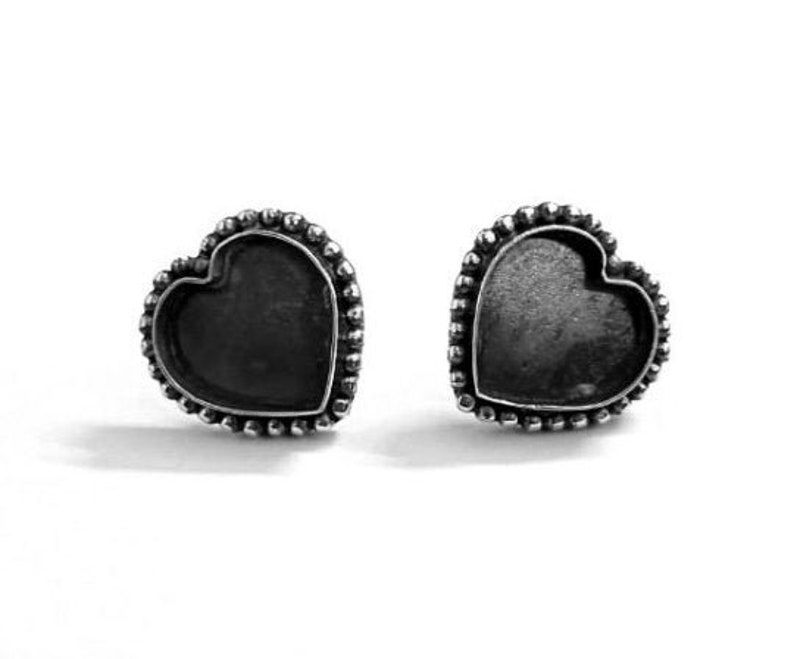 Thumbnail: 925 Sterling Silver Heart Shape Earring Blank Bezel Setting.