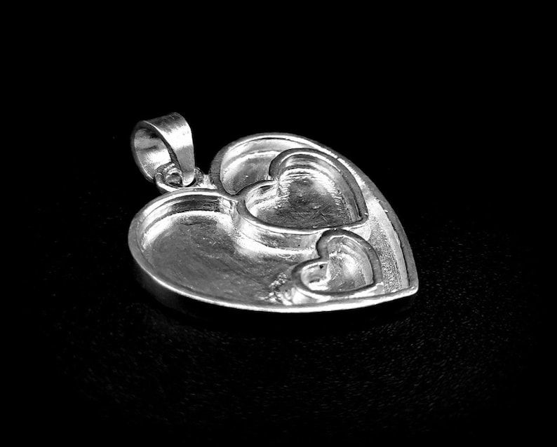 Thumbnail: 925 Sterling Silver Heart Shape Pendant Setting Bezel Diy For Resin Work.