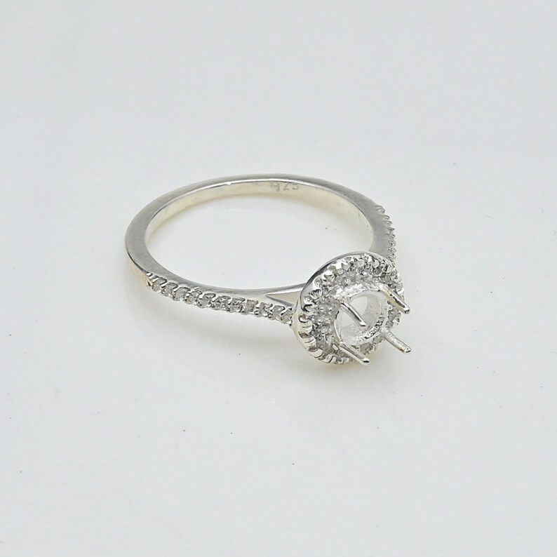 Thumbnail: 925 Sterling Silver Round Shape 6MM Prong Bezel Ring SettingWith CZ.