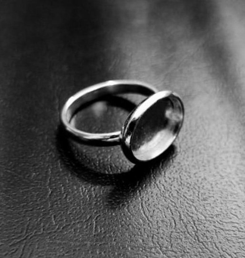 Thumbnail: 925 Sterling Silver Oval Shape Thick Bezel Ring Blank Bezel Setting.
